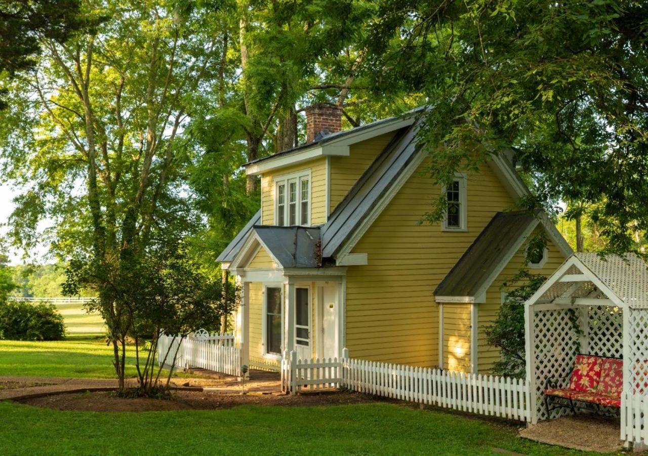 Prospect Hill Inn & Restaurant Zion Crossroads Екстериор снимка