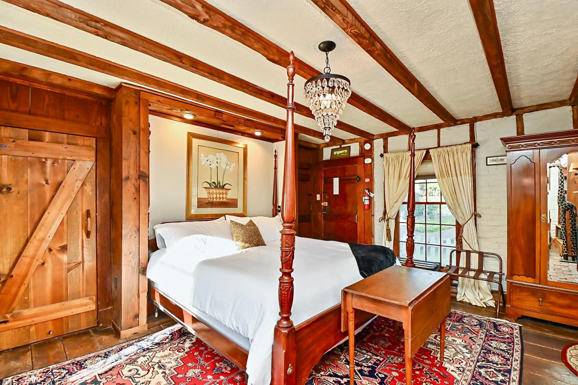 Prospect Hill Inn & Restaurant Zion Crossroads Екстериор снимка