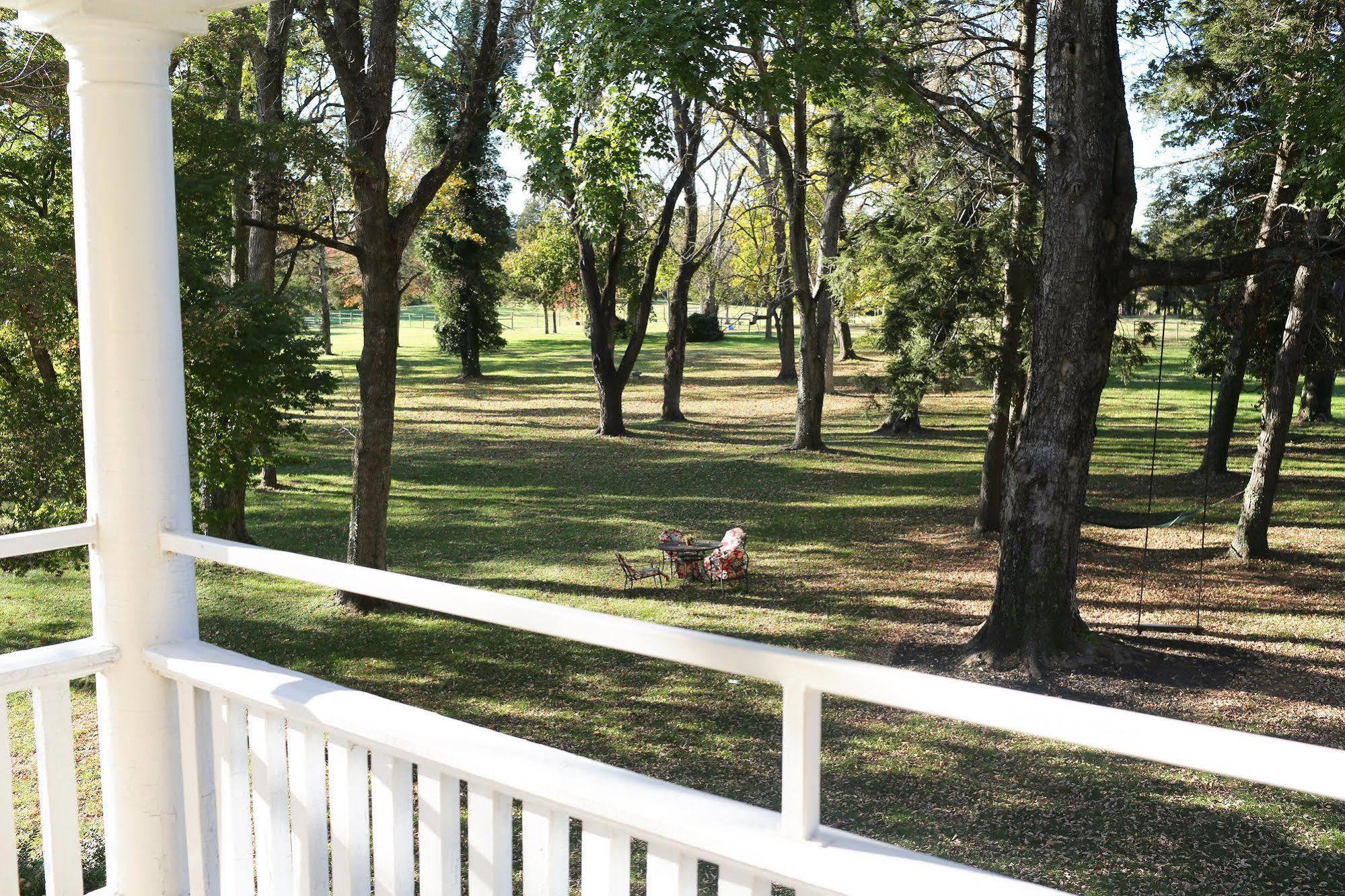 Prospect Hill Inn & Restaurant Zion Crossroads Екстериор снимка